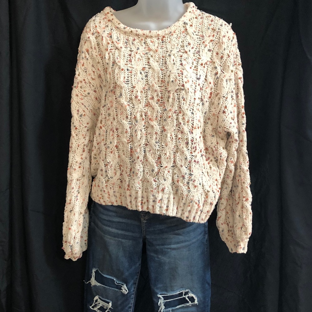 Off White Sweater size Medium